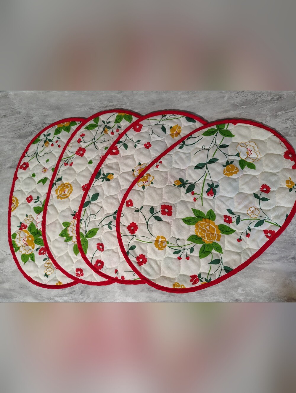 4 Vintage Quilted Placemats Red & Yellow Flowers Reversible